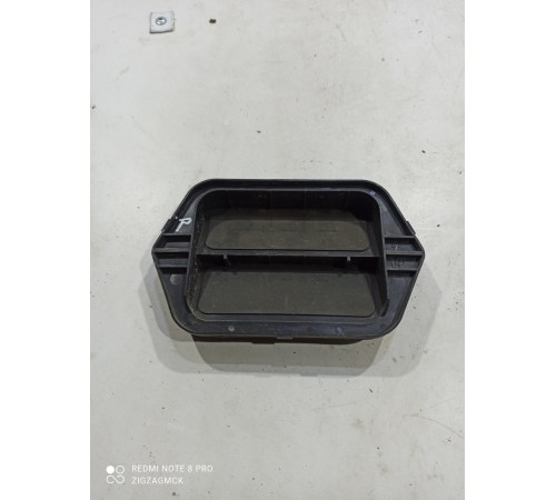 Воздухозаборник (задний правый)