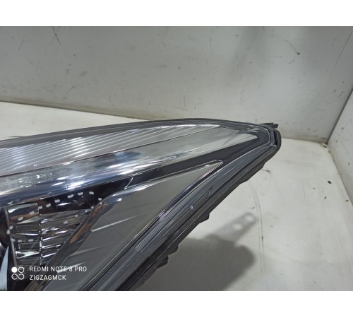 Фара (передняя левая)