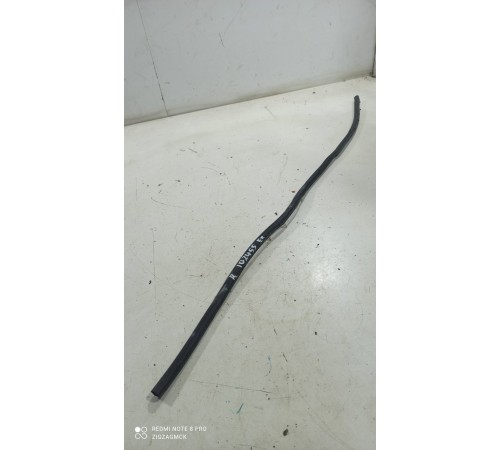 Уплотнитель сдвижной двери правый