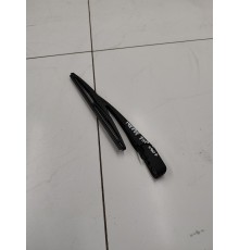 Поводок крышки багажника