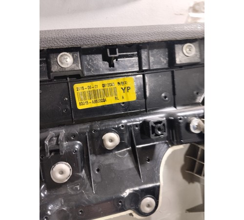 Обшивка сдвижной двери левая