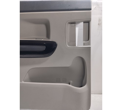 Обшивка сдвижной двери левая