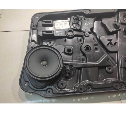 Стеклоподъемник двери(передний правый)