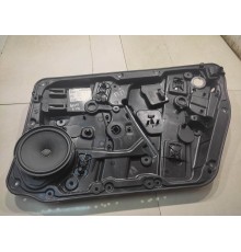 Стеклоподъемник двери(передний правый)