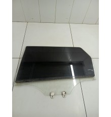 Стекло двери заднее левое