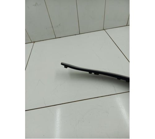 Накладка крыла передняя левая