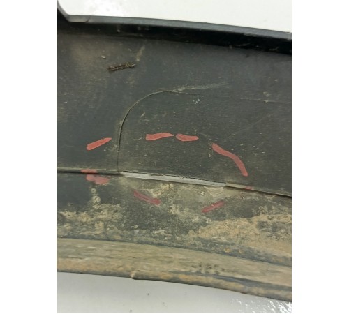 Накладка крыла передняя левая