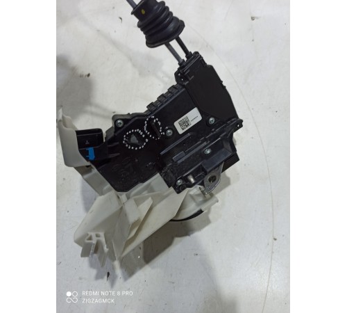 Замок двери (задний правый)