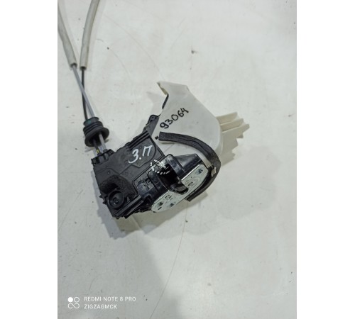 Замок двери (задний правый)