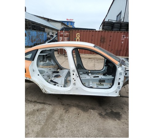 Порог со стойкой правый