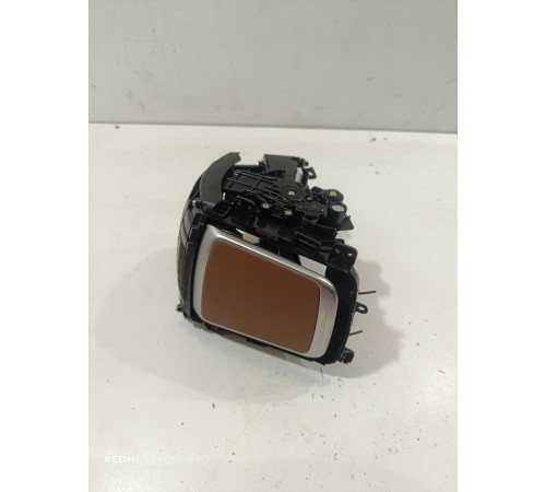 Ящик центральной консоли