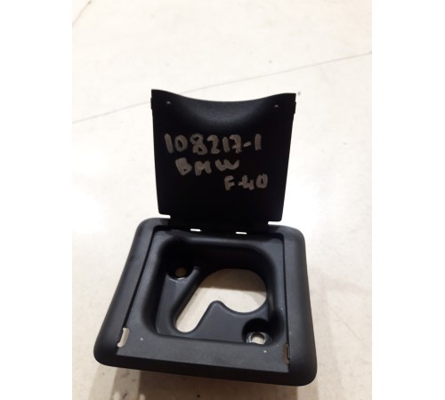 Заглушка (пласик) салона