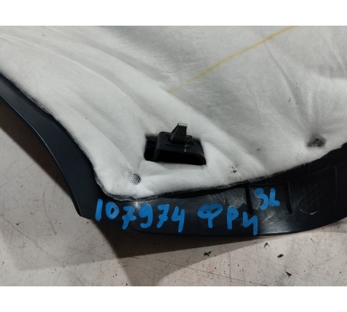 Обшивка задней стойки (левая)