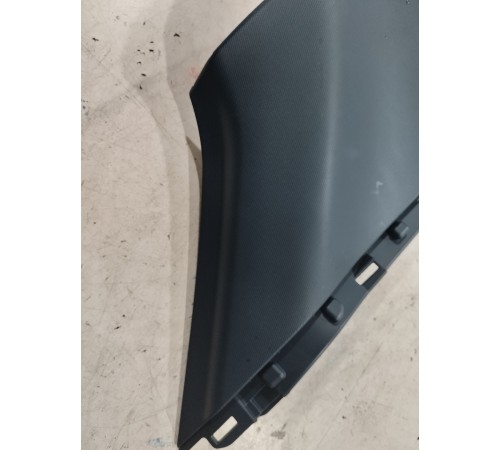 Обшивка задней стойки (левая)