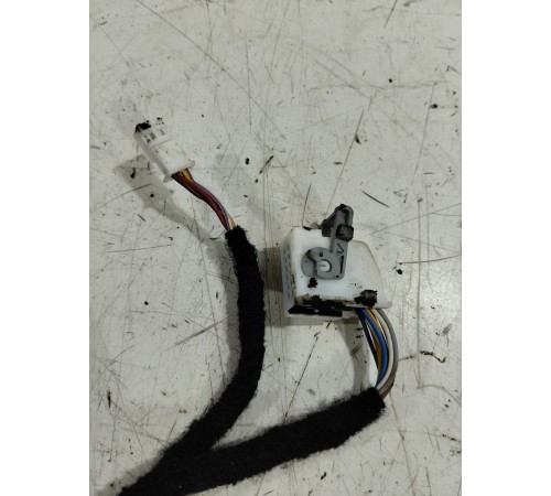 Электропроводка двери передняя левая