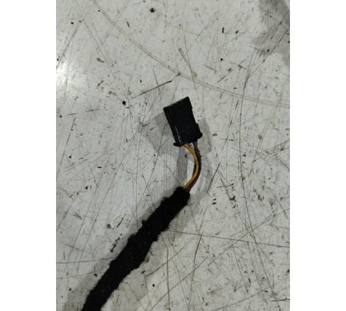 Электропроводка двери передняя левая
