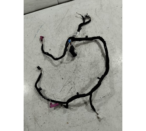 Электропроводка двери передняя левая