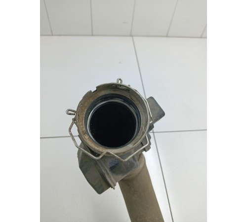 Патрубок системы охлаждения