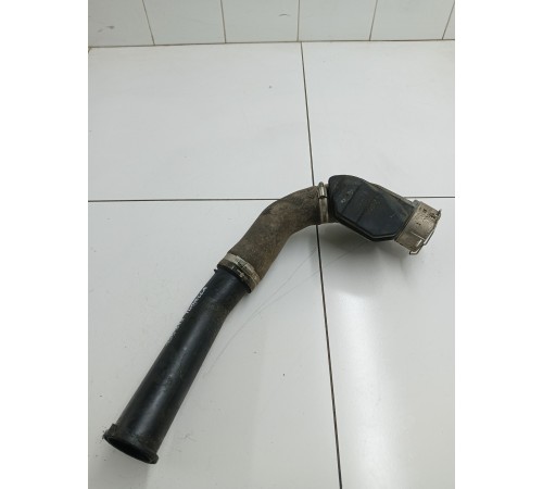 Патрубок системы охлаждения