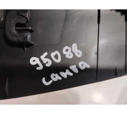 Обшивка крышки багажника(левая)