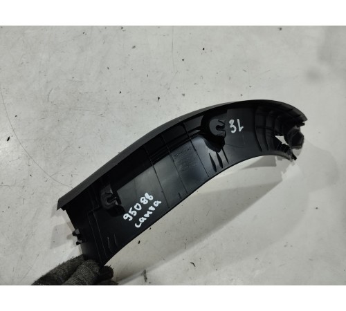 Обшивка крышки багажника(левая)