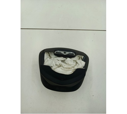 Подушка безопасности водителя