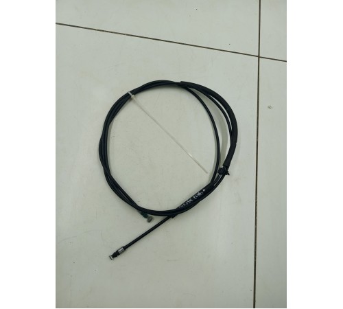 Трос лючка бензобака 