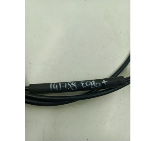 Трос лючка бензобака 