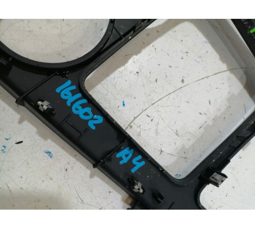 Накладка на консоль