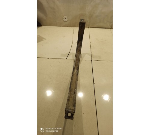 Кронштейн топливного бака