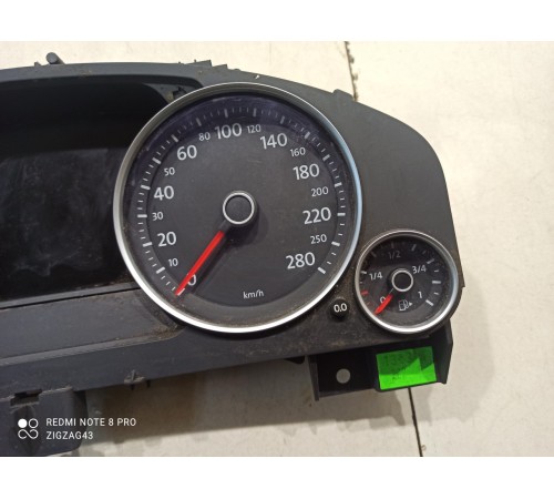 Панель приборов