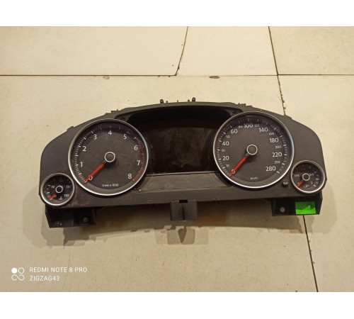 Панель приборов