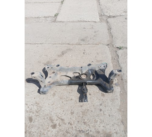 Балка подвески (подрамник) передняя