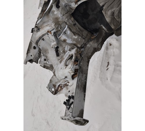 Лонжерон (четверь) передний правый