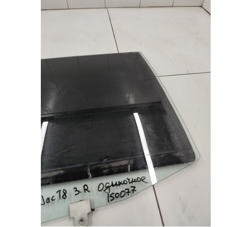 Стекло двери заднее правое