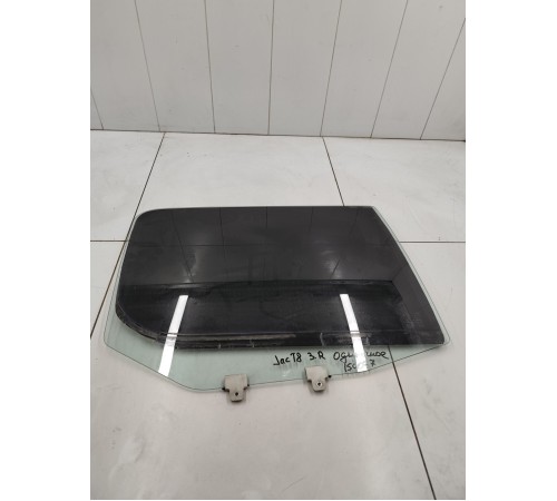 Стекло двери заднее правое