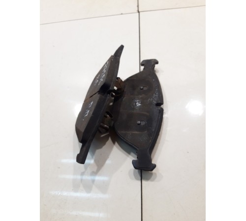 Колодки тормозные (передние правые)