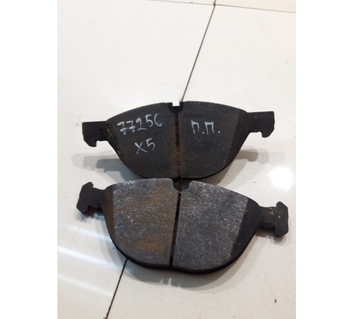 Колодки тормозные (передние правые)