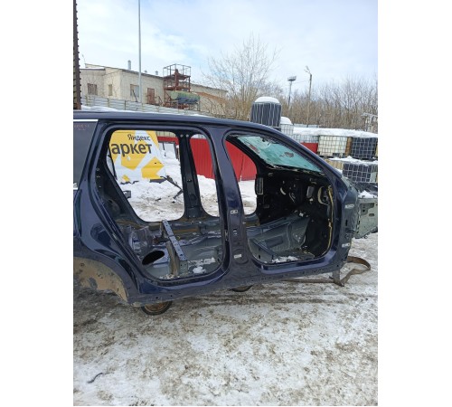 Порог со стойкой правый