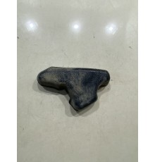 Пыльник крыла передний правый