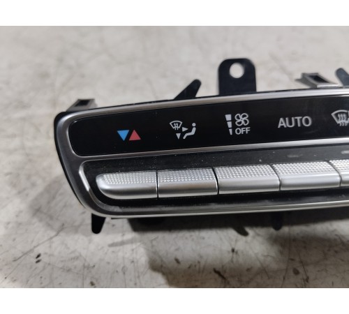 Блок управления климатом передний