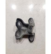 Петля двери(передняя правая нижняя)