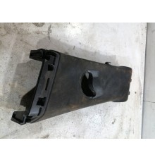 Декоративная накладка левой средней стойки (алькантара)