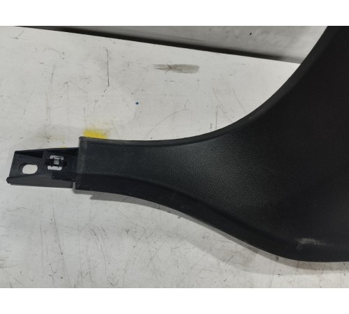 Обшивка центральной стойки(левая нижняя)