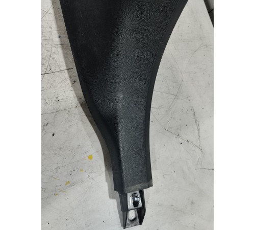 Обшивка центральной стойки(левая нижняя)