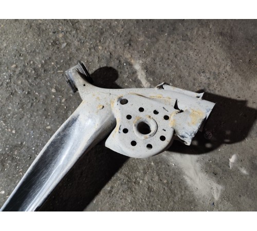 Балка подвески (подрамник) задняя