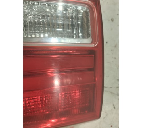 Фонарь крышки багажника левый