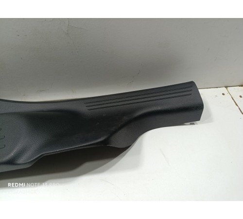 Накладка порога левая задняя внутренняя