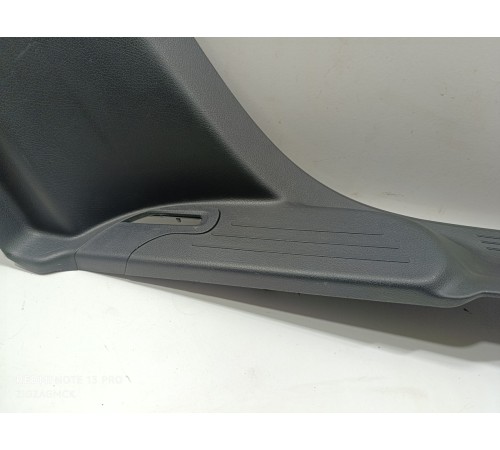 Накладка порога левая задняя внутренняя