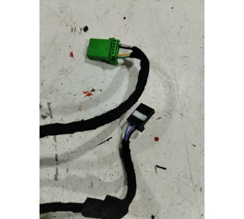 Электропроводка обшивки двери (передняя левая)
